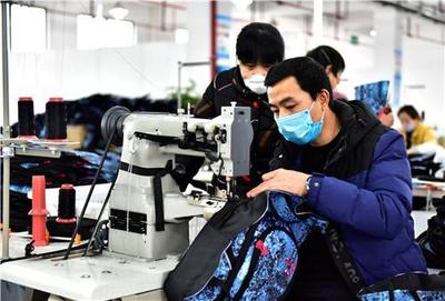 湖南藍山:皮具箱包科技產業園全面復蘇