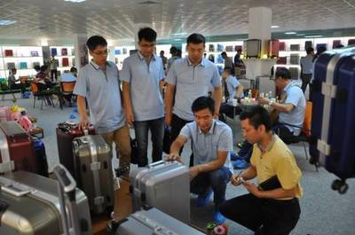 奧凱盛箱包秋季新品發布會盛大舉行