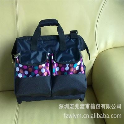 媽咪袋 深圳箱包廠家專業(yè)定做各式手提單肩多功能時尚大容量媽咪包圖片|媽咪袋 深圳箱包廠家專業(yè)定做各式手提單肩多功能時尚大容量媽咪包產(chǎn)品圖片由深圳宏兆箱包公司生產(chǎn)提供-